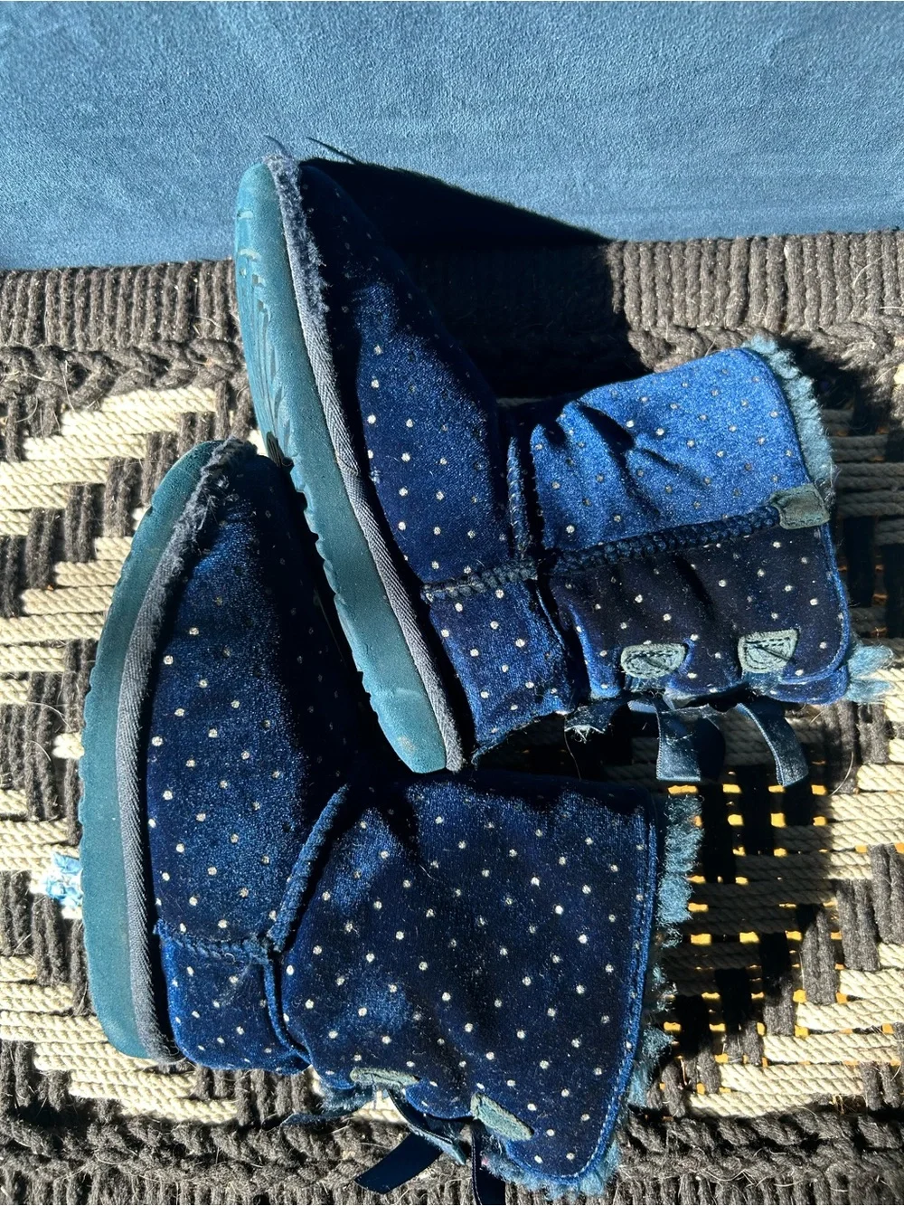 Little girl Ugg blue sparkly boots size 12